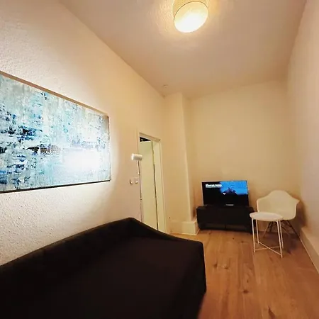 2min Schwebebahn Netflix 2zimmer Apartment