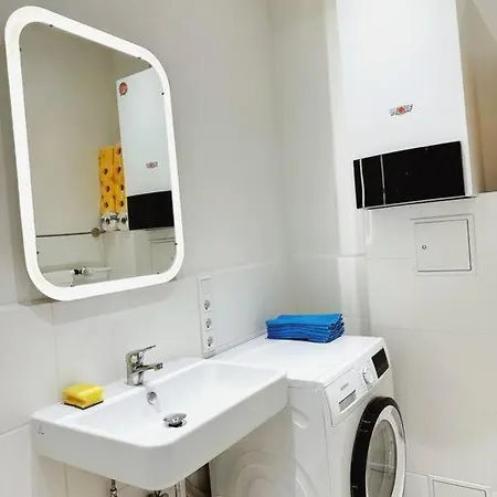 2min Schwebebahn Netflix 2zimmer Apartment