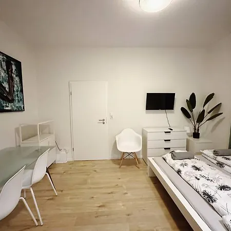 2min Schwebebahn Netflix 2zimmer