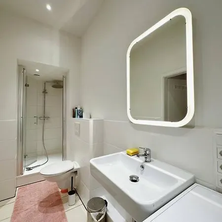 2min Schwebebahn Netflix 2zimmer Apartman