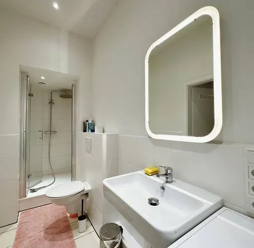 2min Schwebebahn Netflix 2zimmer Apartment